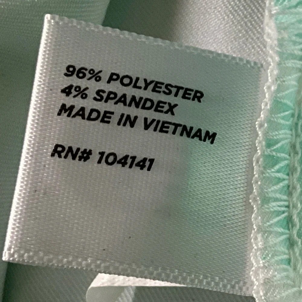 Lady Hagen Golf Shorts Size 10 Aqua Mint Geometric Print Stretchy Flat Front - Picture 7 of 7